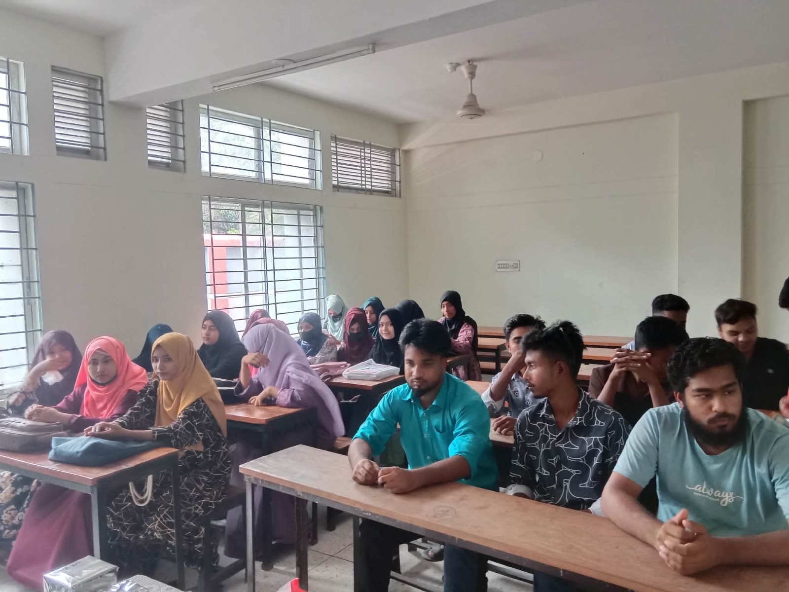 ২০২৬ সালের এইচএসসি পরীক্ষার্থীদের বিদায় অনুষ্ঠান ও সংবর্ধনা ।