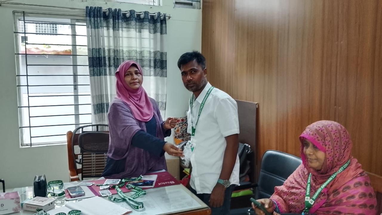 শিক্ষক ও কর্মকর্তা-কর্মচারীদের অফিসিয়াল আইডি কার্ড বিতরণ অনুষ্ঠান – ২০২৬